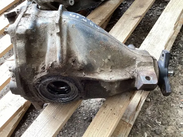 Rear Differential Mercedes-Benz C W203 124351836 image 2