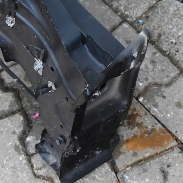 OEM 64600-BE930 Voorste Rechter Langsdrager voor Hyundai Kona II image 5