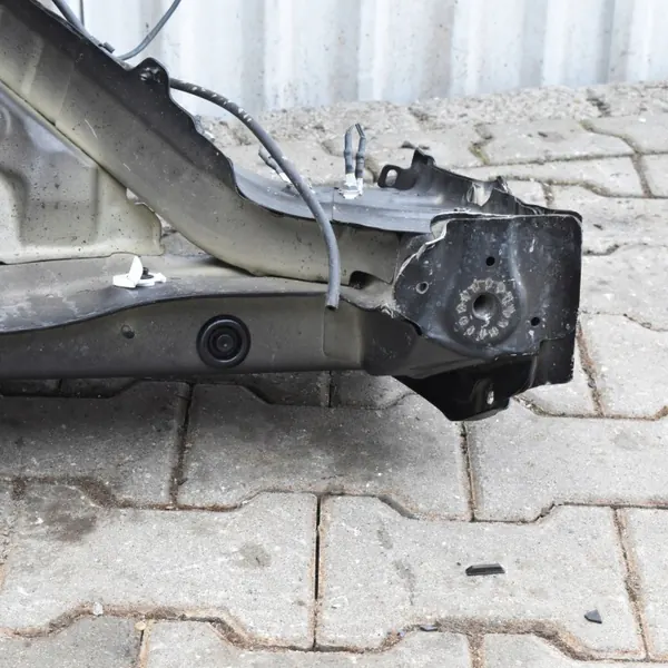 OEM 64600-BE930 Voorste Rechter Langsdrager voor Hyundai Kona II image 7