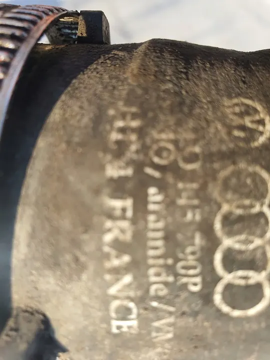 Manguera de admisión de aire Audi A4 B7 8E0145790P image 3