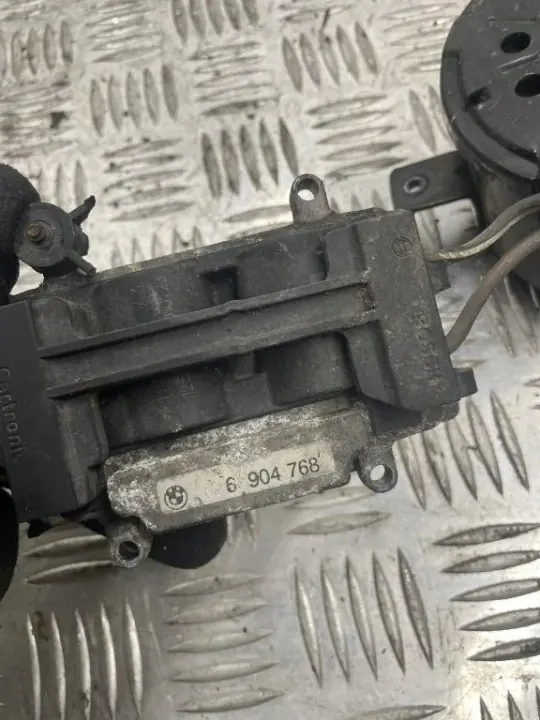 Etuhihna BMW 3 E46 OEM 6904768 2.0L Diesel image 2