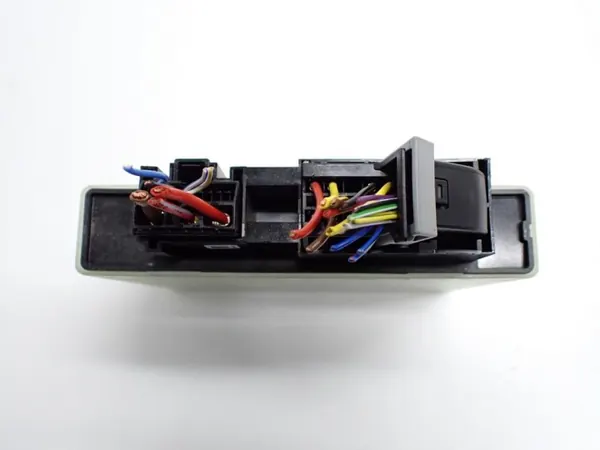 Módulo de control AdBlue usado OEM 5A0E219 BMW 1 F40 image 4