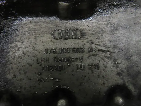 Cárter de óleo Audi A4/S4 B5 OEM 078103603AB - Usado image 4