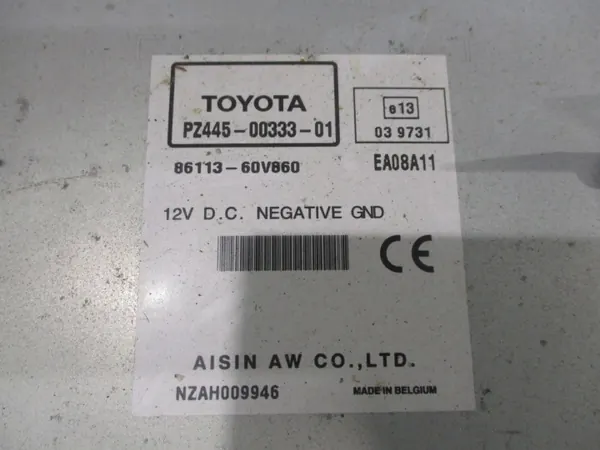 Toyota Avensis T27 Navigatieradio OEM 86113-60V860 image 6
