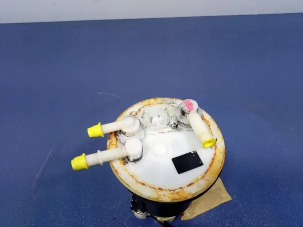 Pompe à carburant Suzuki OE OEM Ambit-986241- Occasion image 4