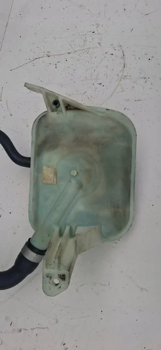 KIA CEED III HYUNDAI i30 T-GDI Ausdehnungsbehälter 25430-F3300 image 4