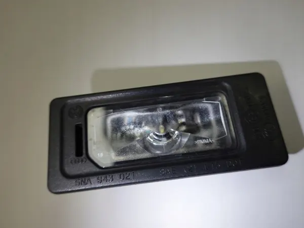 Lampe LED Tableau de Bord OEM 5NA943021 - Audi OE image 5
