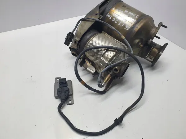 Catalyseur Audi A6 C7 2.0 TDI 190 CV OEM 04L131601T image 4