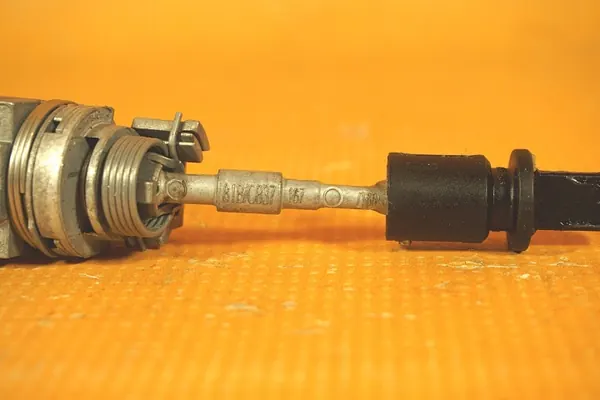 OEM 81c837167 Audi Q2 Kuljettajan Oven Lukon Lisäosa image 6