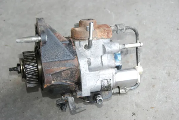 Kraftstoffpumpe 3.2 DID Mitsubishi Pajero 4 image 6