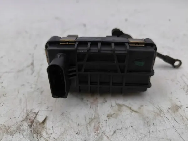 BMW 7 F01 F02 F03 F04 2009 Atuador de turbo image 7