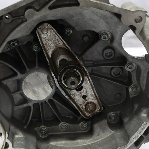 Manuaalivaihteisto Volkswagen Golf V 1K 2.0 SDI HHN 0AF300040S image 10