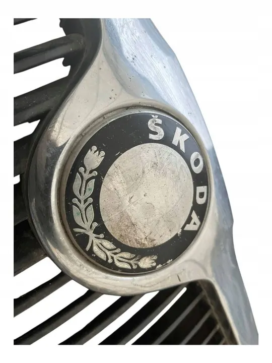 Skoda OE 1Z0853668 Grille image 8