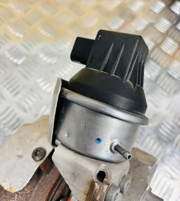 Turbo d'occasion OEM 03L253056T pour 2.0 TDI CFF image 4