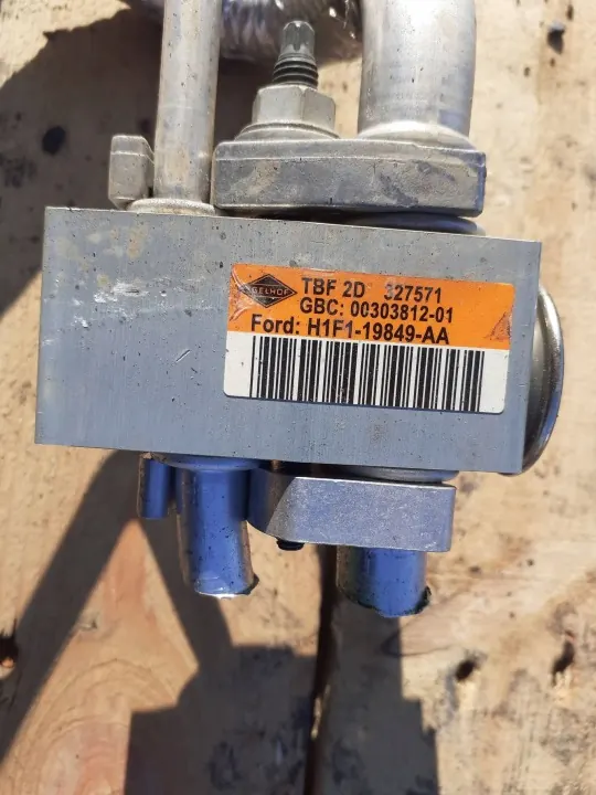Durite Condenseur Climatisation Ford Kuga II OEM 327571 image 6