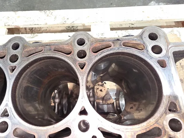 Bloco motor OEM 059103021BL 9/26 para Audi 3.0 TDI image 10