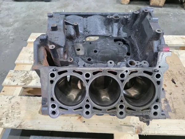 Bloco motor OEM 059103021BL 9/26 para Audi 3.0 TDI image 5