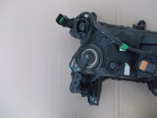 OEM 92201-2W5 Vasen DRL-valo Hyundai Santa Fe III:lle image 10