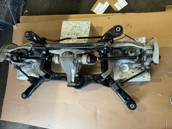 Audi OE 4G0505235AE supporto sospensione image 6