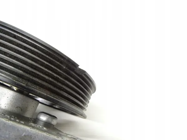 Servostyrningspump Mercedes C200 W204 A0064666801 image 4