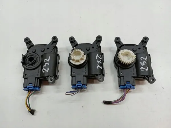 Motor de calefacción OEM 2Q0907511G para Skoda Superb III image 5