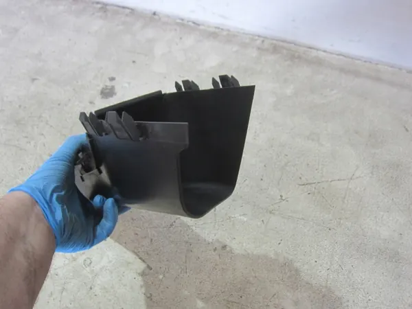 BMW X3 F25 Oikea jarrun ilmaputki OEM 7210486 image 3