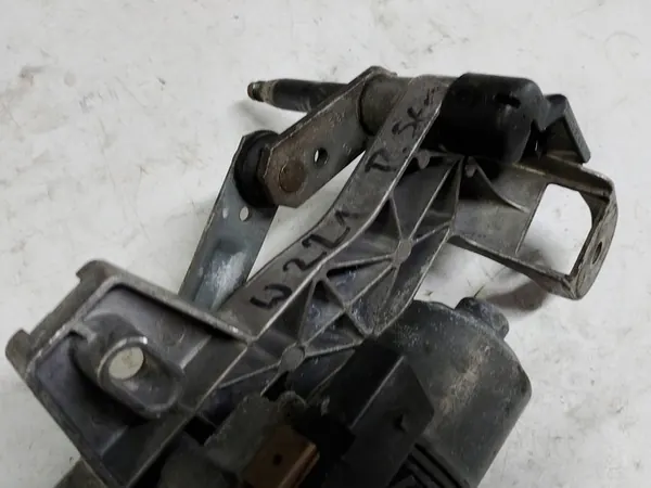 MERCEDES W221 Frontscheibenwischermotor A2218204442 image 3