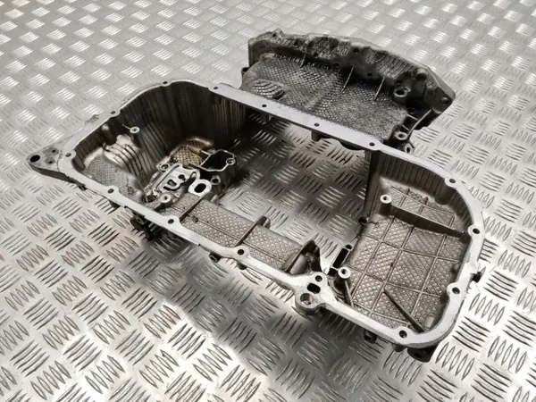 Cárter de aceite usado OEM 059103601CD Audi 3.0 TDI image 7