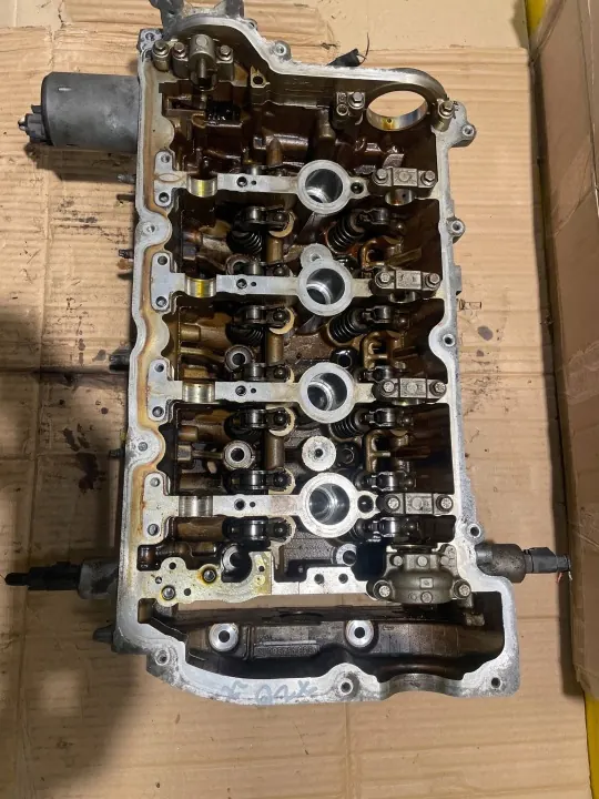 Gebruikte Motorcilinderkop OEM V753354980 voor Citroen C3 II 1.4 VTi image 2