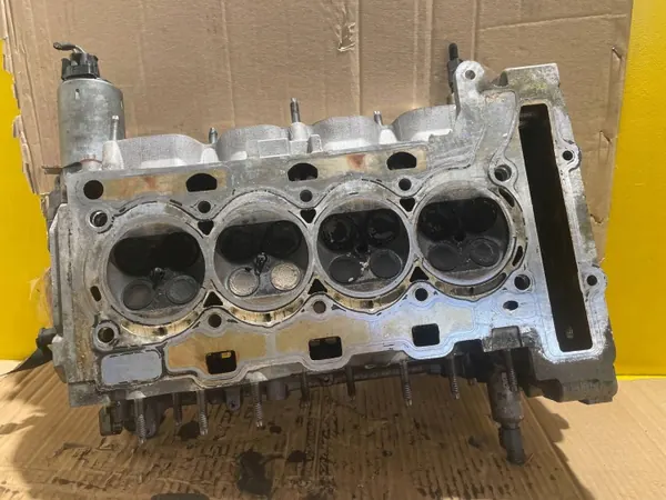 Gebruikte Motorcilinderkop OEM V753354980 voor Citroen C3 II 1.4 VTi image 6