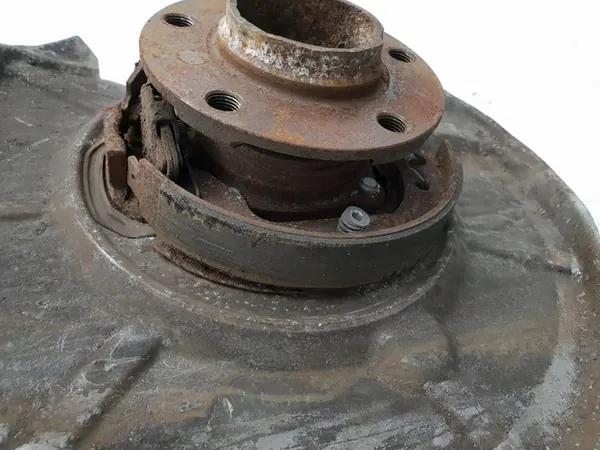 Snodo posteriore sinistro BMW 7 E65 E66 image 8