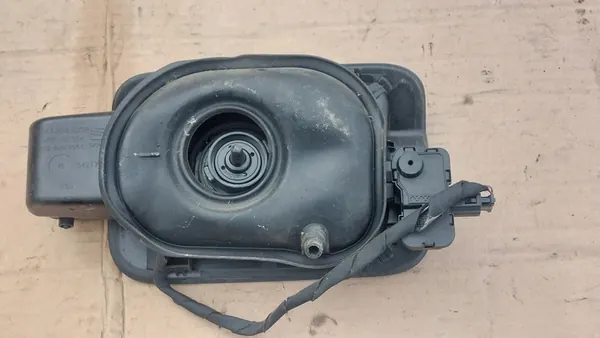 Bränsletanklock SEAT LEON III 5F 5F3809905B image 2