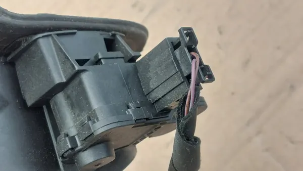 Bränsletanklock SEAT LEON III 5F 5F3809905B image 7