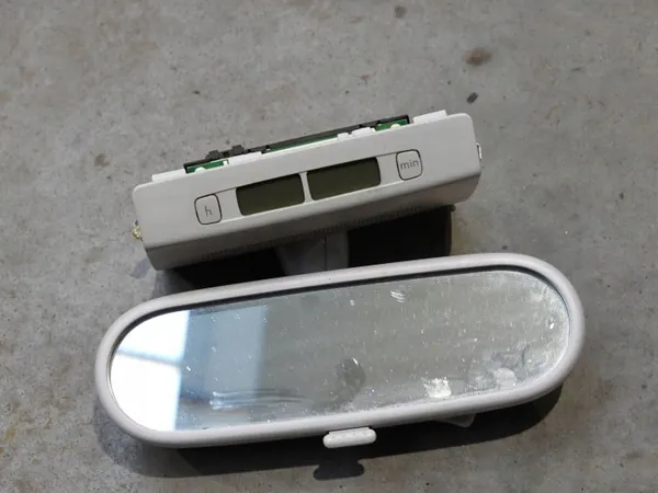 OEM 1Y0857511E VW Beetle Taustapeilin Kotelo image 2