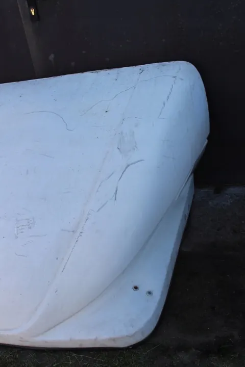 Carenero Nissan OE 197x75x121 usado - OEM image 3