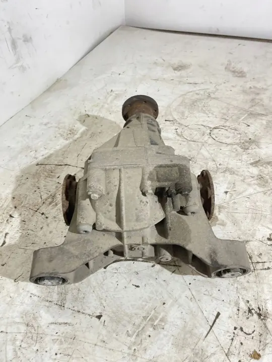 Audi Q7 Hinterachsdifferential OEM 4460310019 image 2
