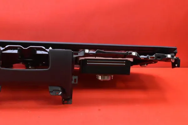 Consola do painel Tesla Model Y OEM 1684261-98-A image 3