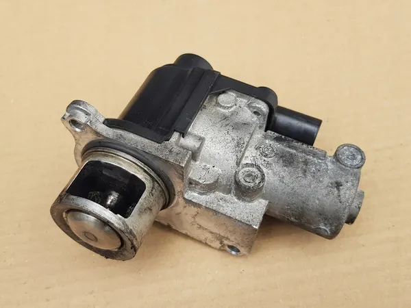 Kokonainen EGR-venttiili 1.9 TDI 105HV BLS VW Audi Seat Skoda - 03G131501N image 4