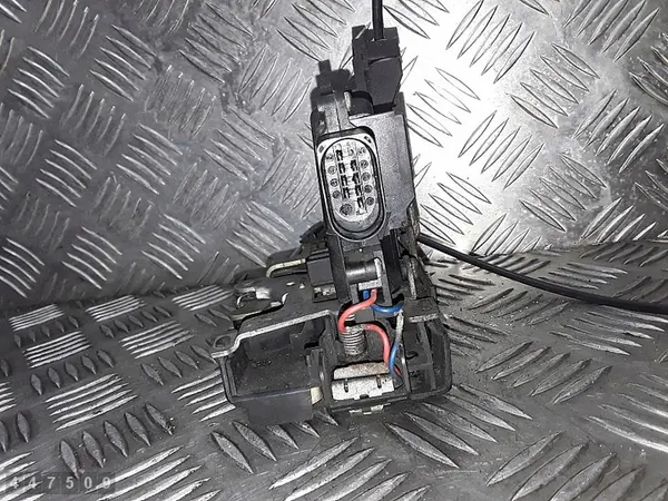 Bloqueo Audi TT 2002 8N2837016b image 3