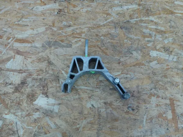 Support de boîte Fiat OE 518119230 - État utilisé image 2
