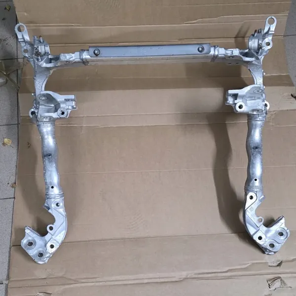 AUDI A5 8T A4 B8 Poutre de Suspension Avant 8K0399315G image 5