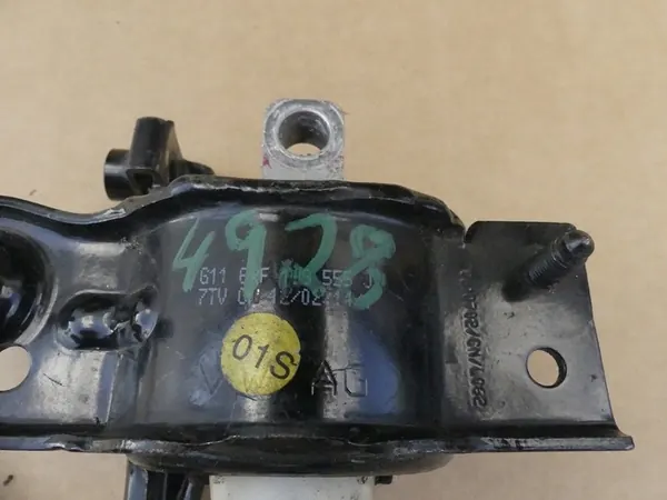 Soporte de motor Volkswagen OE 6RF 199 555J image 2