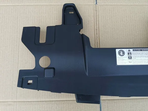 VW Touareg III Ylä Etusuoja 760853819D image 4