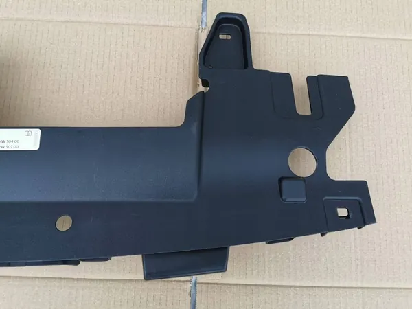 VW Touareg III Ylä Etusuoja 760853819D image 6