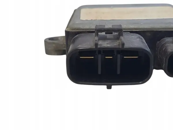 Tesla Model S Fläktstyrningsmodul OEM 82821-20280 image 3