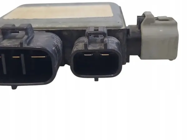 Tesla Model S Fläktstyrningsmodul OEM 82821-20280 image 6