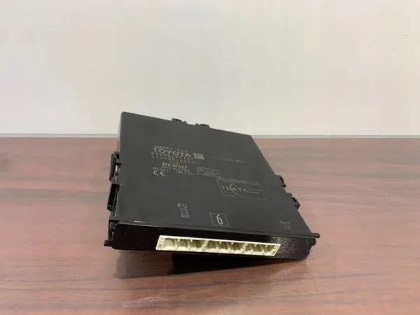 Module sans clé Toyota Prius OEM 2329006880 image 2