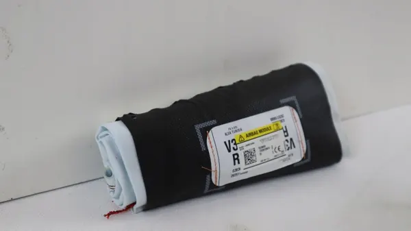 Volvo XC40 Airbag OEM 32288538 Oikea Istuin image 3