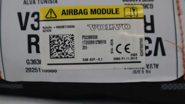 Volvo XC40 Airbag OEM 32288538 Oikea Istuin image 5