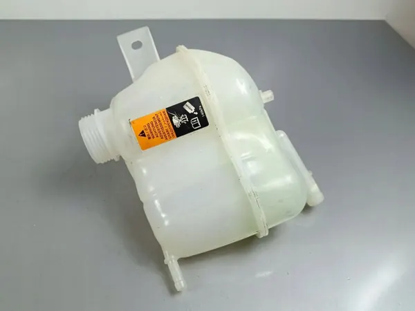 Tanque de expansão Nissan OE FOB14496 - Usado image 2